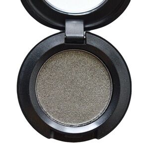 MAC Cosmetics *Greensmoke* Green Smoke Eyeshadow Discontinued VHTF Rare BNWOB